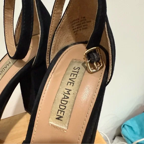 Steve Madden Black Suede Block Heels - Picture 5 of 6